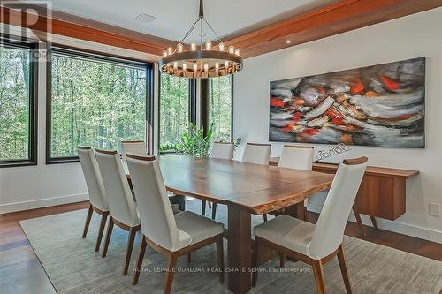 2052 Highview Drive, Burlington, ON - Indoor Photo Showing Dining Room