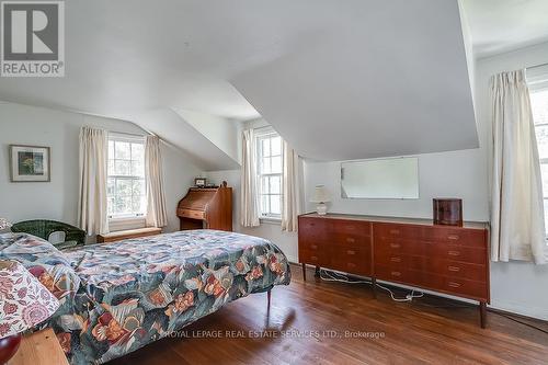 26 Park Avenue, Oakville, ON - Indoor Photo Showing Bedroom
