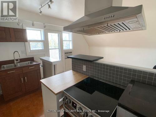 59 Indian Grove, Toronto, ON - Indoor Photo Showing Kitchen With Double Sink