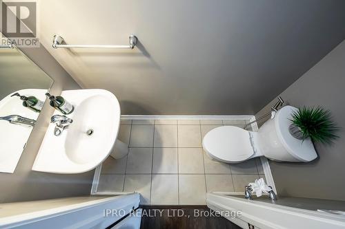 1699 Copeland Circle, Milton, ON - Indoor Photo Showing Bathroom