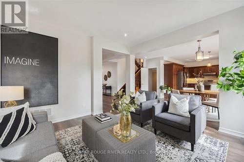 824 Douglas Avenue, Pickering, ON - Indoor Photo Showing Living Room
