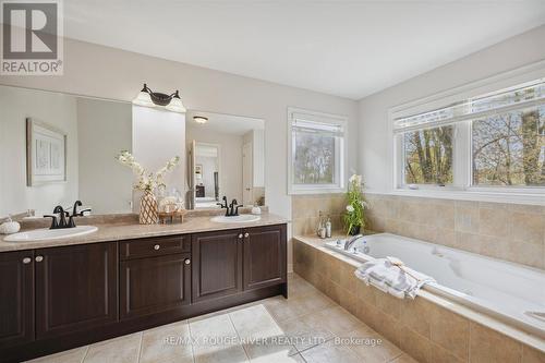 824 Douglas Avenue, Pickering, ON - Indoor Photo Showing Bathroom
