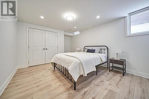 2413 Dress Circle Crescent, Oshawa, ON - Indoor Photo Showing Bedroom
