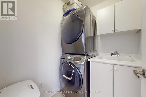 8 Golden Forest Road, Vaughan, ON - Indoor Photo Showing Laundry Room