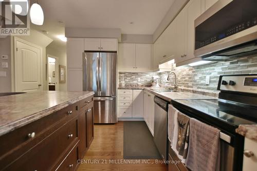 126 - 42 Conservation Way, Collingwood, ON - Indoor Photo Showing Kitchen With Upgraded Kitchen