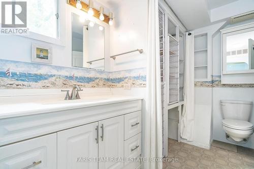 54 Hearthstone Drive, Tay, ON - Indoor Photo Showing Bathroom