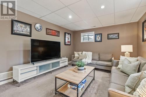 251 Swindells Street, Clarington, ON - Indoor Photo Showing Living Room