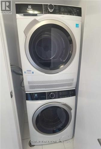 2112 - 219 Dundas Street E, Toronto, ON - Indoor Photo Showing Laundry Room