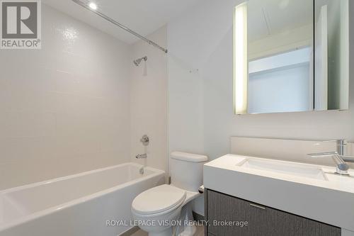 4604 - 10 York Street, Toronto, ON - Indoor Photo Showing Bathroom