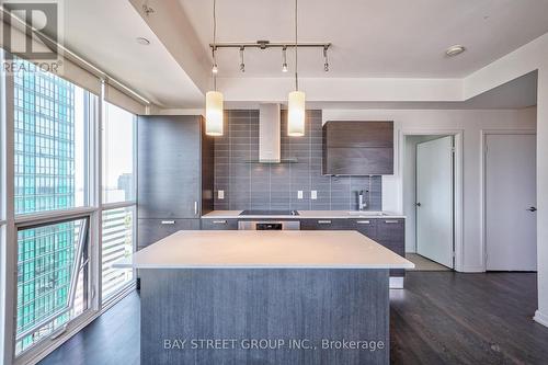 2208 - 11 Bogert Avenue, Toronto, ON - Indoor Photo Showing Kitchen With Upgraded Kitchen