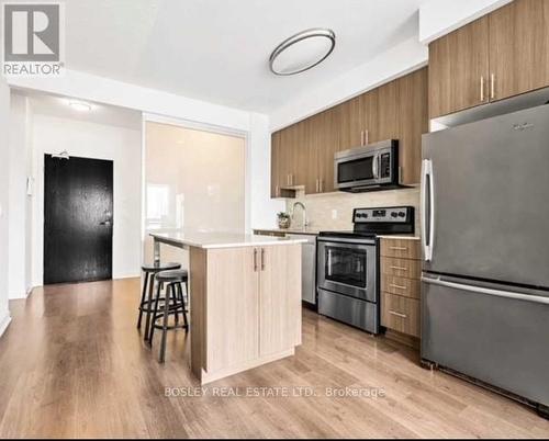 2608 - 225 Sackville Street, Toronto, ON - Indoor Photo Showing Kitchen With Stainless Steel Kitchen