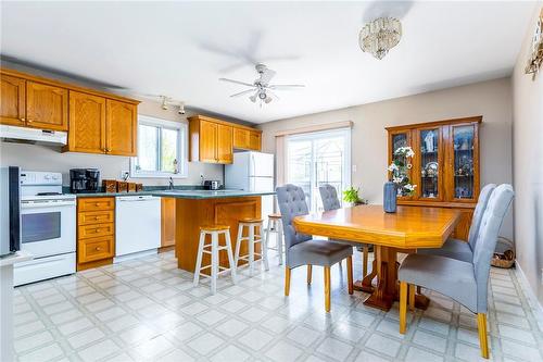 22 Hillcrest Road, Port Colborne, ON - Indoor Photo Showing Kitchen