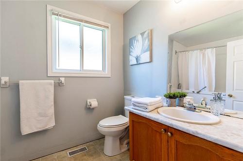 22 Hillcrest Road, Port Colborne, ON - Indoor Photo Showing Bathroom