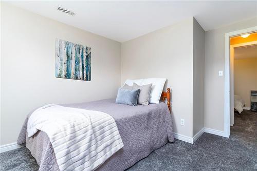 22 Hillcrest Road, Port Colborne, ON - Indoor Photo Showing Bedroom