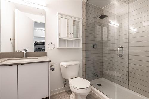 1117 Cooke Boulevard|Unit #A105, Burlington, ON - Indoor Photo Showing Bathroom