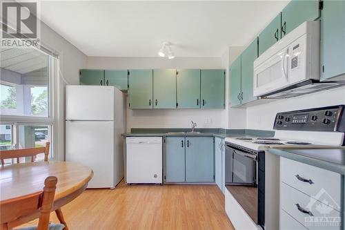 451 Joseph Street, Carleton Place, ON - Indoor Photo Showing Kitchen