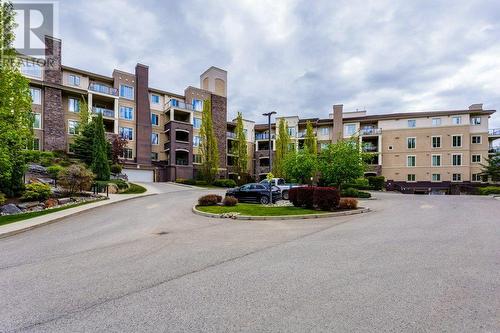 1873 Country Club Drive Unit# 2322, Kelowna, BC - Outdoor With Facade