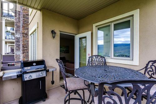 1873 Country Club Drive Unit# 2322, Kelowna, BC - Outdoor With Exterior