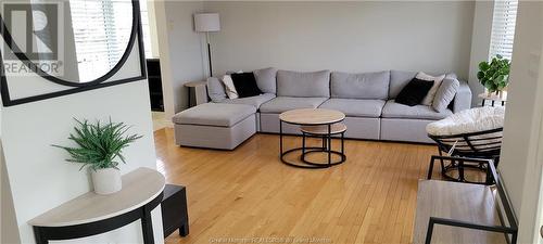 233 Rennick, Moncton, NB - Indoor Photo Showing Living Room