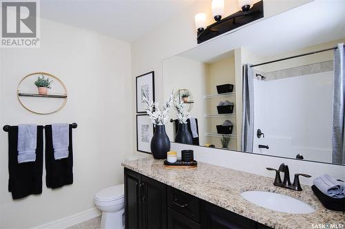 222 Schmeiser Bend, Saskatoon, SK - Indoor Photo Showing Bathroom