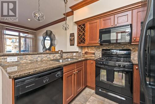 7200 Cottonwood Drive Unit# 45, Osoyoos, BC - Indoor Photo Showing Kitchen With Double Sink