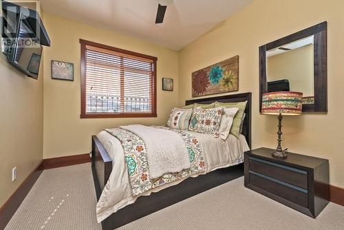 7200 Cottonwood Drive Unit# 45, Osoyoos, BC - Indoor Photo Showing Bedroom