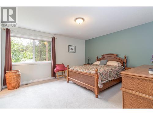 602 Spruceview Place, Kelowna, BC - Indoor Photo Showing Bedroom