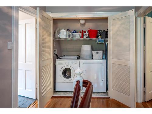 519 Cedar Street, Nelson, BC - Indoor Photo Showing Laundry Room