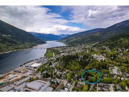 519 Cedar Street, Nelson, BC - Outdoor With Body Of Water With View