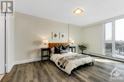 1025 Richmond Road Unit#703, Ottawa, ON - Indoor Photo Showing Bedroom