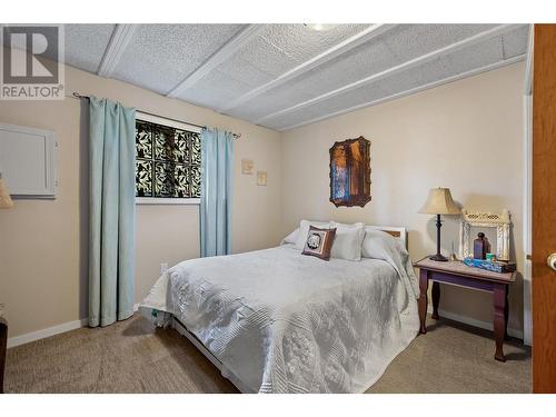 6580 Hwy 33 Highway, Beaverdell, BC - Indoor Photo Showing Bedroom