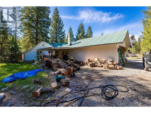 6580 Hwy 33 Highway, Beaverdell, BC - Outdoor