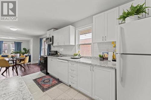 1014 Felix Avenue, Windsor, ON - Indoor Photo Showing Kitchen
