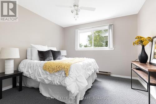 1105 South Clear Lake Road, Bracebridge, ON - Indoor Photo Showing Bedroom