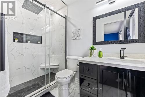 16 - 876 Golf Links Road, Hamilton, ON - Indoor Photo Showing Bathroom