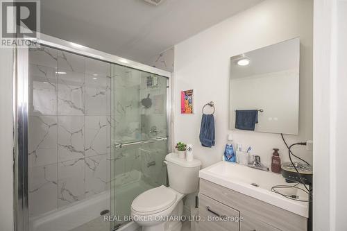 218-222 John Street N, Hamilton, ON - Indoor Photo Showing Bathroom