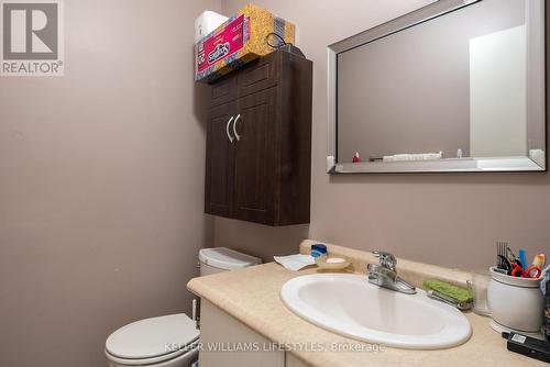 64 - 590 Millbank Drive, London, ON - Indoor Photo Showing Bathroom