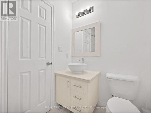 3A - 164 Heiman Street, Kitchener, ON - Indoor Photo Showing Bathroom