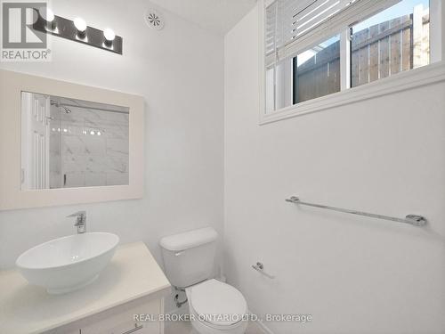 3A - 164 Heiman Street, Kitchener, ON - Indoor Photo Showing Bathroom