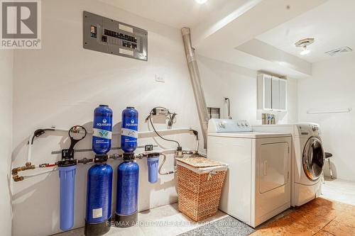 81 Chalfield Lane, Mississauga, ON - Indoor Photo Showing Laundry Room