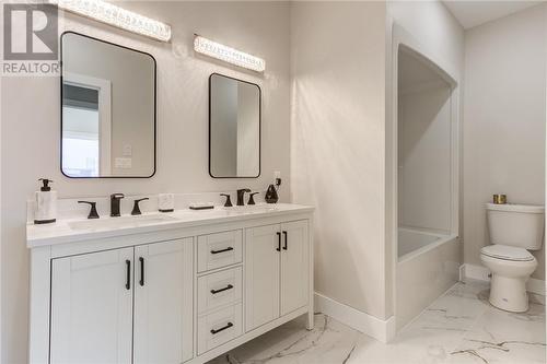 34 Westport Street, Sudbury, ON - Indoor Photo Showing Bathroom