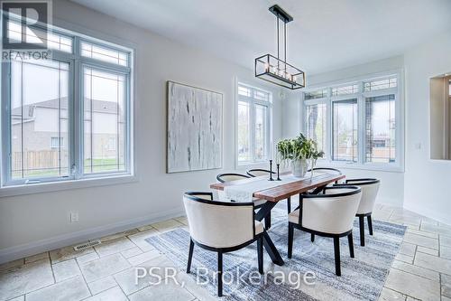 465 Thomas Slee Drive, Kitchener, ON - Indoor Photo Showing Dining Room