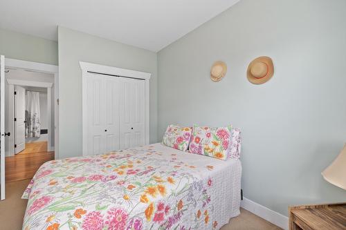 201 45893 Chesterfield Avenue, Chilliwack, BC - Indoor Photo Showing Bedroom