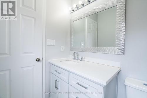 430 Woodbine Ave Avenue, Kitchener, ON - Indoor Photo Showing Bathroom