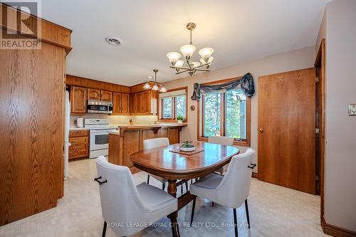 43 Edgehill Drive, Guelph, ON - Indoor Photo Showing Dining Room
