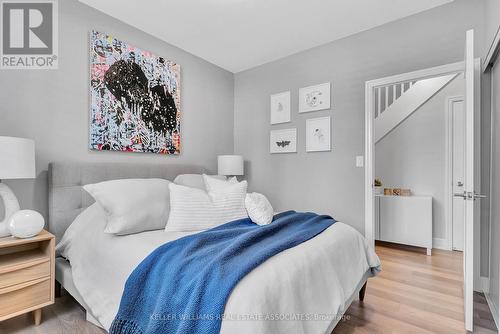 518 - 657 Cricklewood Drive, Mississauga, ON - Indoor Photo Showing Bedroom