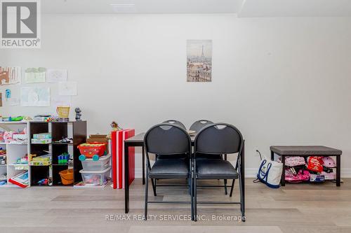 729 - 665 Cricklewood Drive, Mississauga, ON - Indoor Photo Showing Other Room
