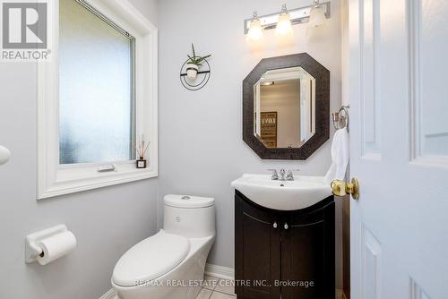 1595 Evans Terrace E, Milton, ON - Indoor Photo Showing Bathroom