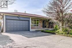 685 NETHERTON CRES  Mississauga, ON L4Y 2M5