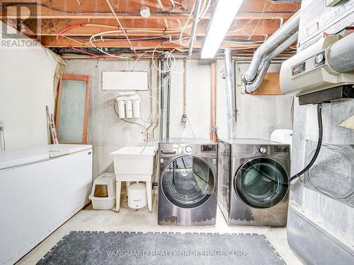 23 Rustic Crescent, Orangeville, ON - Indoor Photo Showing Laundry Room